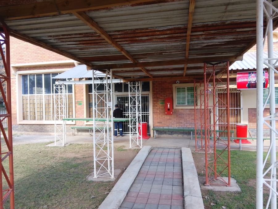 18 Bedroom Property for Sale in Middelburg Eastern Cape
